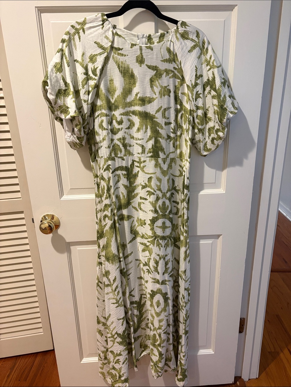 Green and White Maxi Dress Large